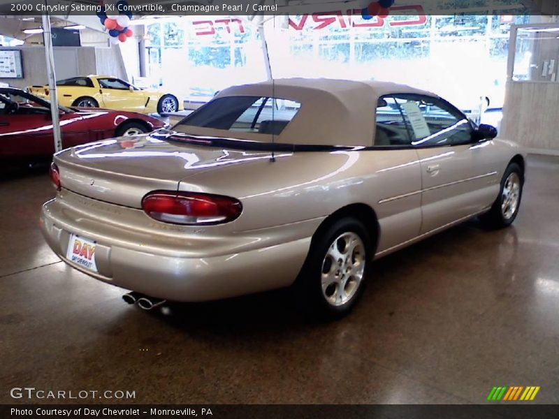 Champagne Pearl / Camel 2000 Chrysler Sebring JXi Convertible