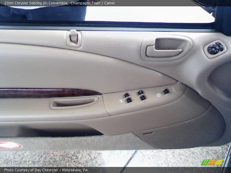 Champagne Pearl / Camel 2000 Chrysler Sebring JXi Convertible