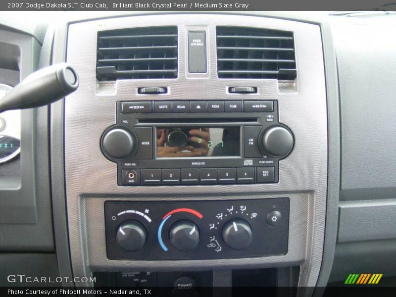 Brilliant Black Crystal Pearl / Medium Slate Gray 2007 Dodge Dakota SLT Club Cab
