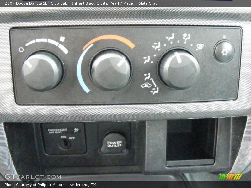 Brilliant Black Crystal Pearl / Medium Slate Gray 2007 Dodge Dakota SLT Club Cab