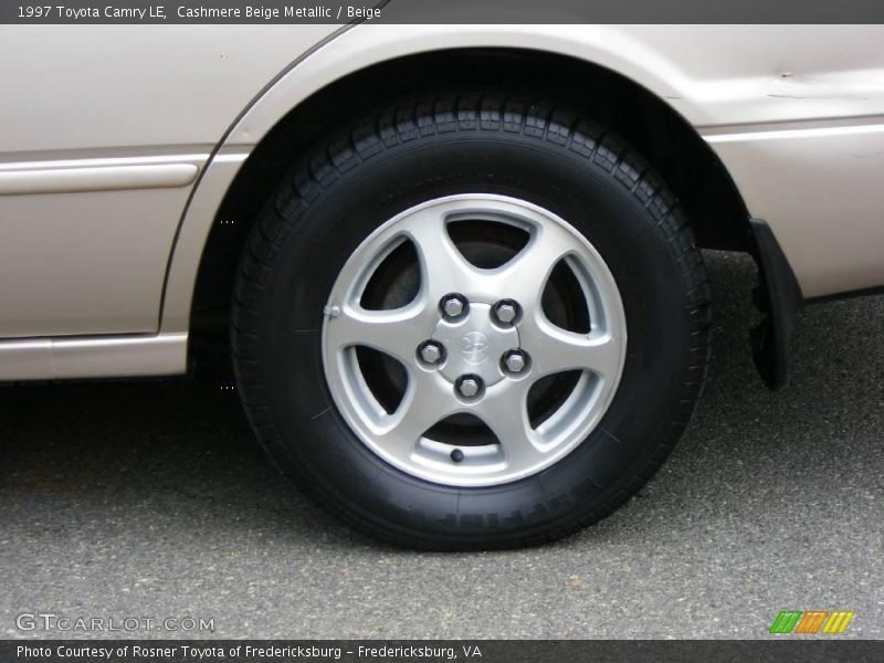 Cashmere Beige Metallic / Beige 1997 Toyota Camry LE