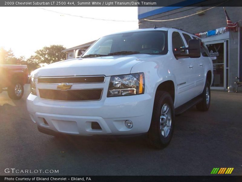 Summit White / Light Titanium/Dark Titanium 2009 Chevrolet Suburban LT 2500 4x4