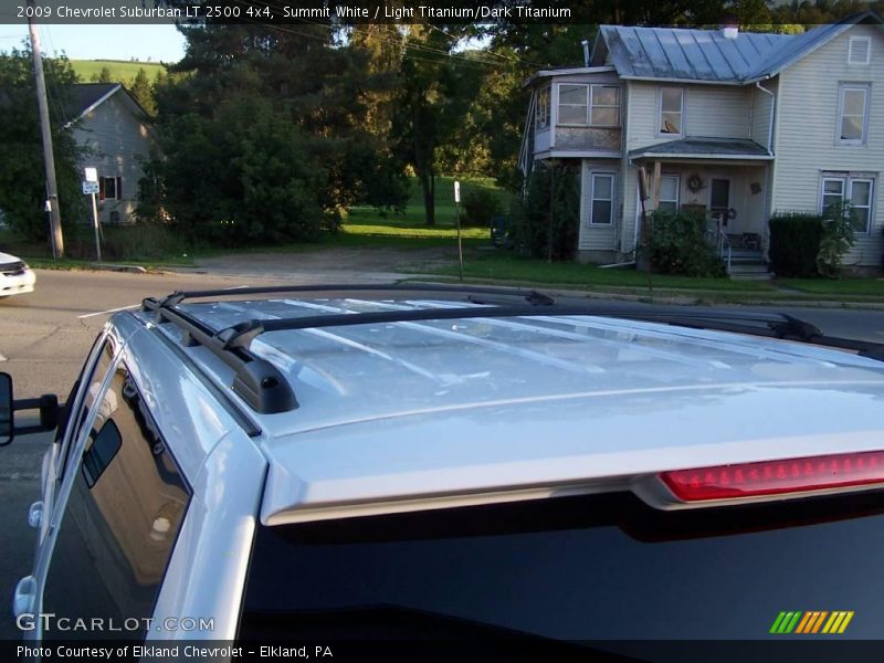 Summit White / Light Titanium/Dark Titanium 2009 Chevrolet Suburban LT 2500 4x4