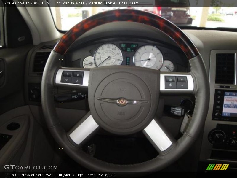Cool Vanilla White / Medium Pebble Beige/Cream 2009 Chrysler 300 C HEMI