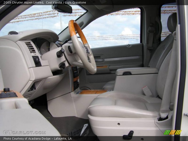 Cool Vanilla / Light Graystone 2009 Chrysler Aspen Limited