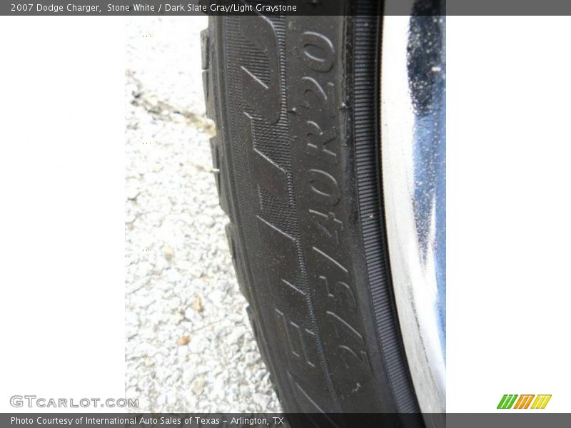Stone White / Dark Slate Gray/Light Graystone 2007 Dodge Charger