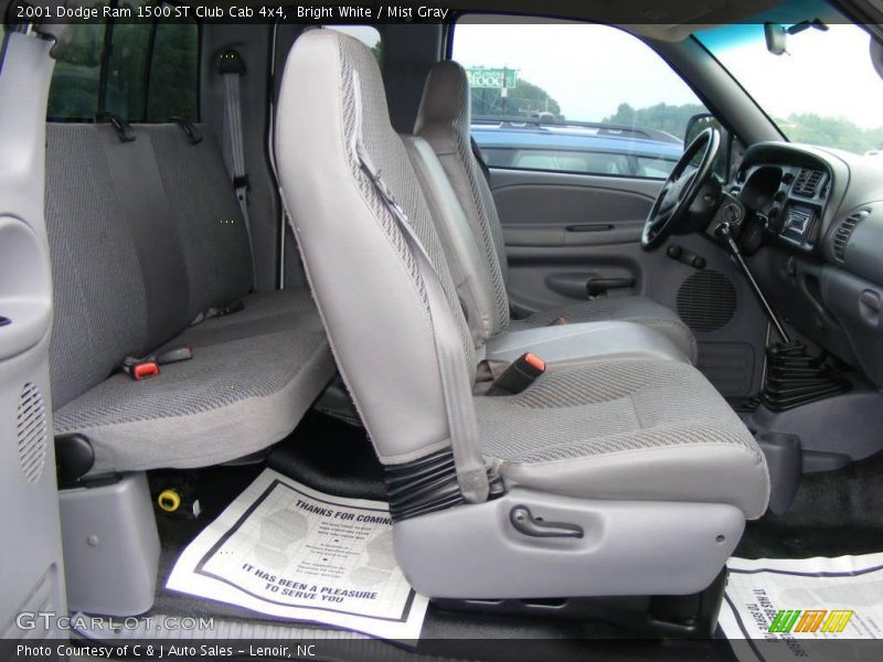 Bright White / Mist Gray 2001 Dodge Ram 1500 ST Club Cab 4x4