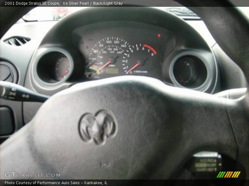 Ice Silver Pearl / Black/Light Gray 2001 Dodge Stratus SE Coupe