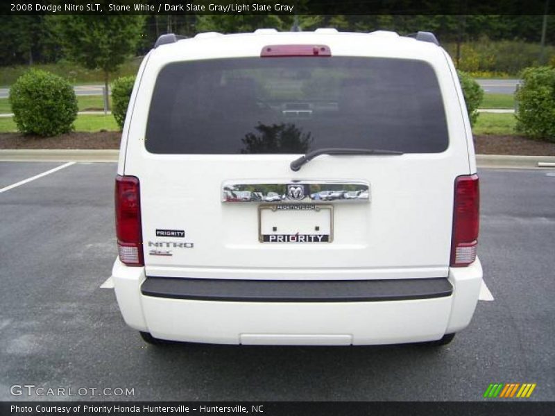 Stone White / Dark Slate Gray/Light Slate Gray 2008 Dodge Nitro SLT