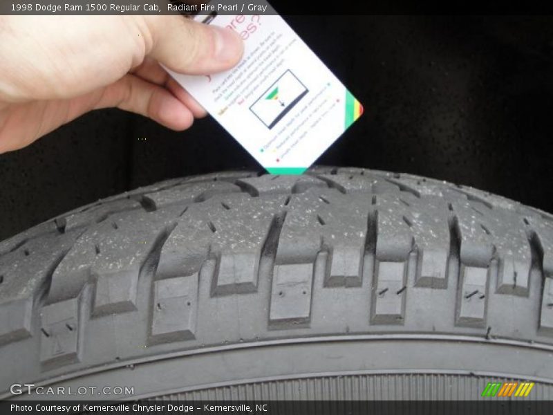 Radiant Fire Pearl / Gray 1998 Dodge Ram 1500 Regular Cab