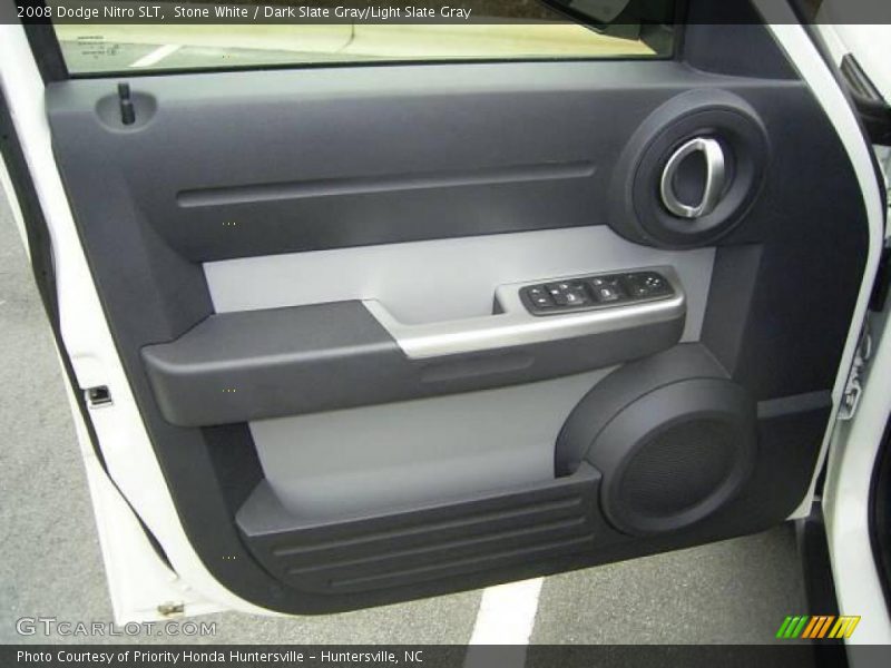 Stone White / Dark Slate Gray/Light Slate Gray 2008 Dodge Nitro SLT