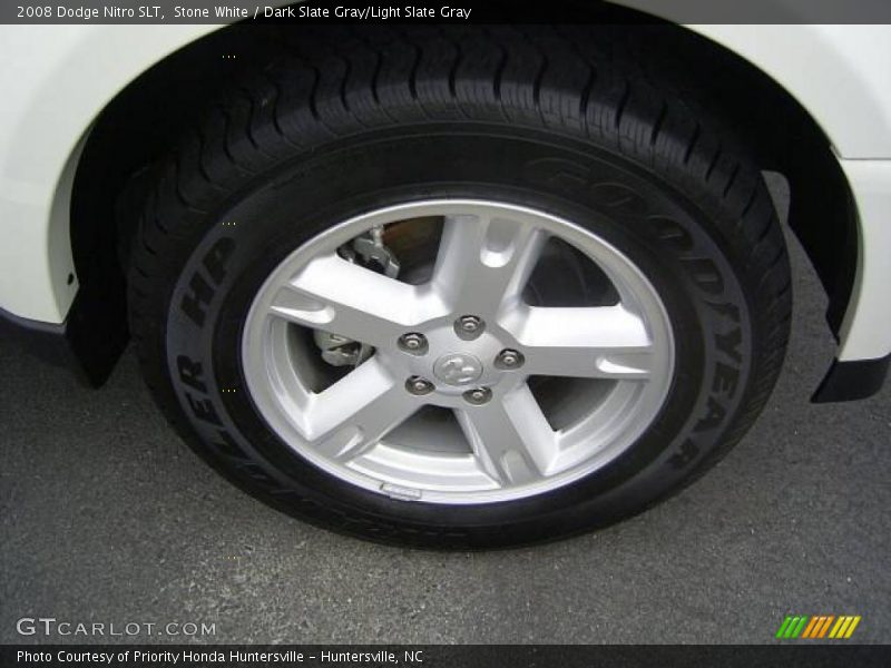Stone White / Dark Slate Gray/Light Slate Gray 2008 Dodge Nitro SLT