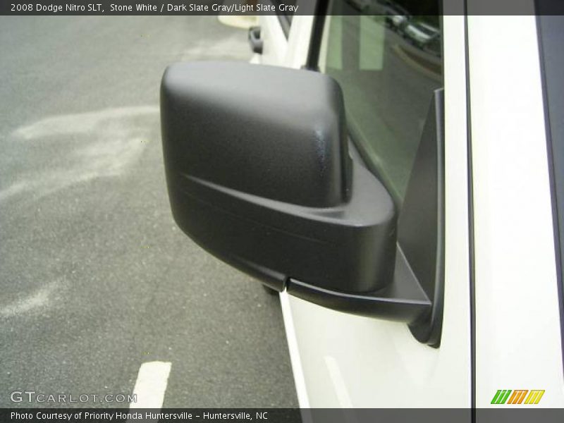 Stone White / Dark Slate Gray/Light Slate Gray 2008 Dodge Nitro SLT