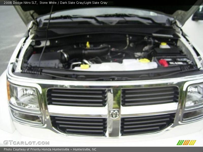 Stone White / Dark Slate Gray/Light Slate Gray 2008 Dodge Nitro SLT