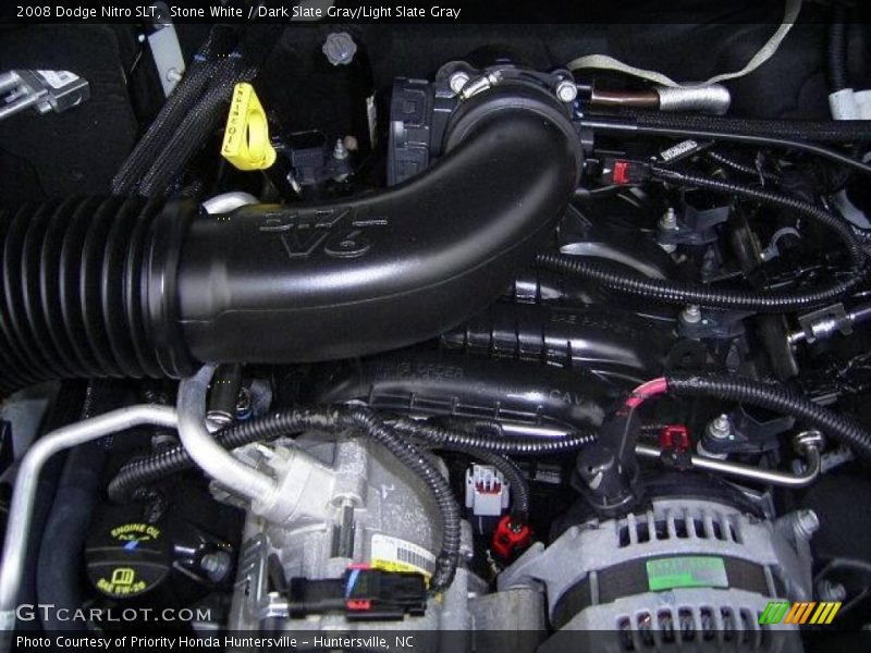 Stone White / Dark Slate Gray/Light Slate Gray 2008 Dodge Nitro SLT