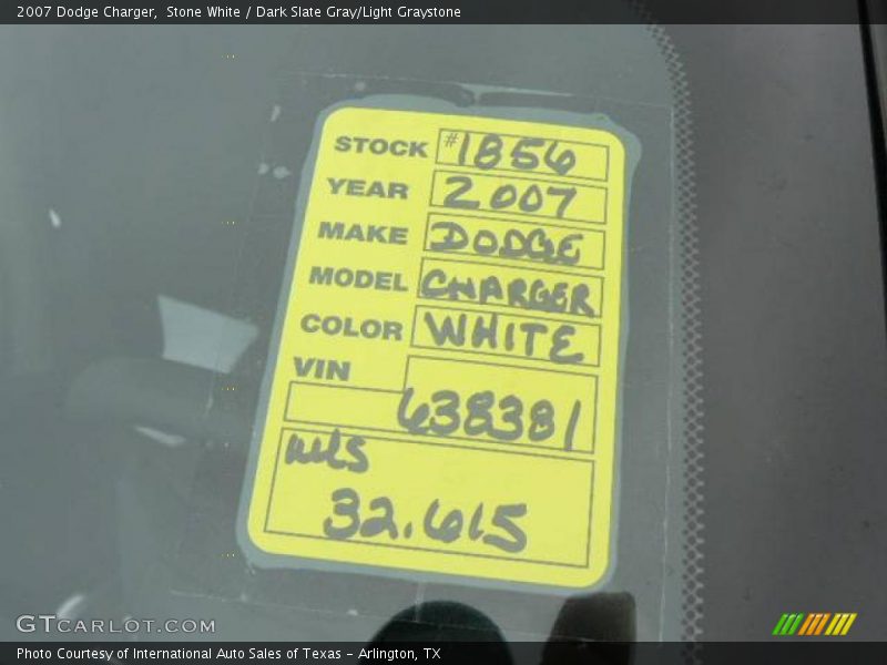 Stone White / Dark Slate Gray/Light Graystone 2007 Dodge Charger