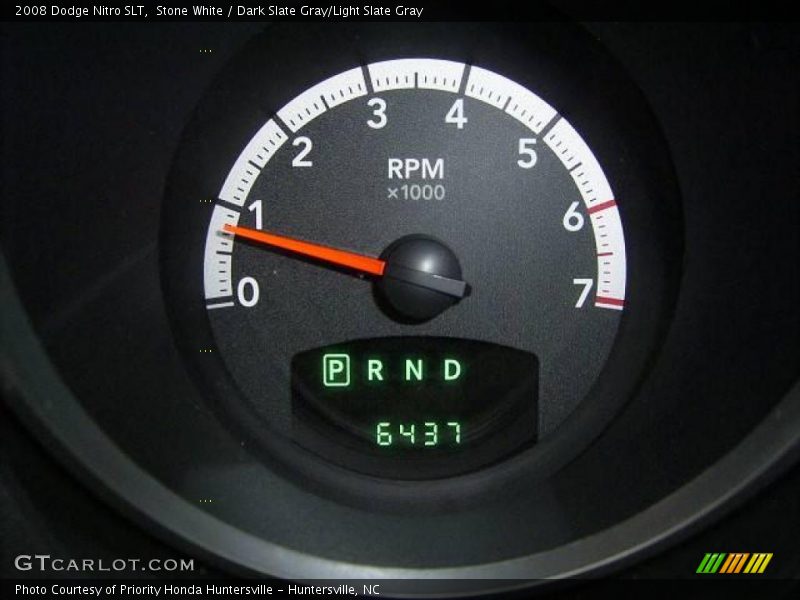 Stone White / Dark Slate Gray/Light Slate Gray 2008 Dodge Nitro SLT