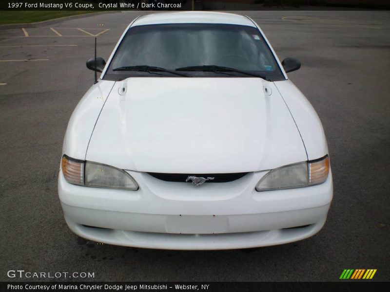 Crystal White / Dark Charcoal 1997 Ford Mustang V6 Coupe
