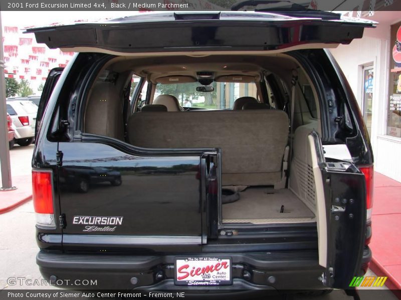 Black / Medium Parchment 2001 Ford Excursion Limited 4x4