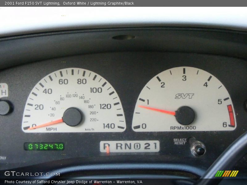Oxford White / Lightning Graphite/Black 2001 Ford F150 SVT Lightning