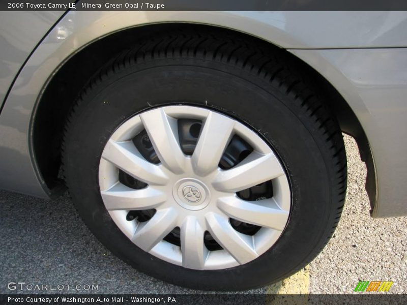 Mineral Green Opal / Taupe 2006 Toyota Camry LE