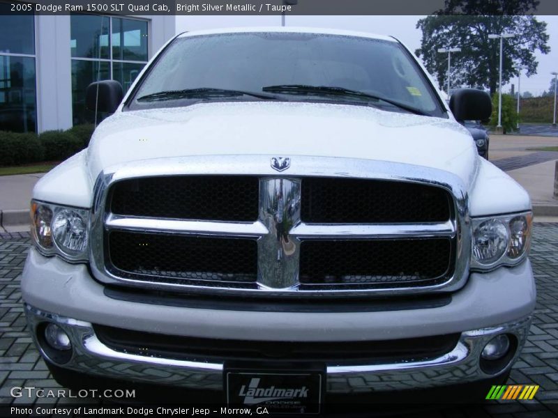 Bright Silver Metallic / Taupe 2005 Dodge Ram 1500 SLT Quad Cab