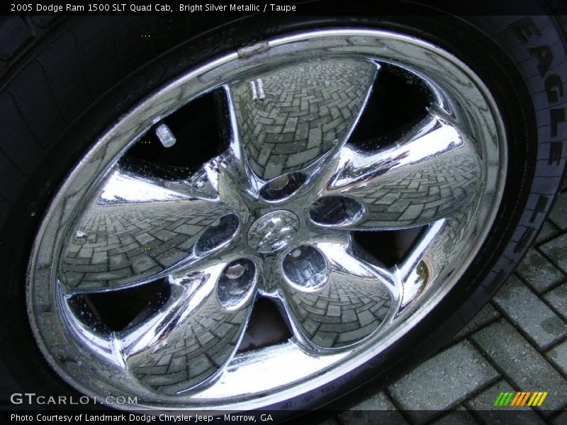 Bright Silver Metallic / Taupe 2005 Dodge Ram 1500 SLT Quad Cab