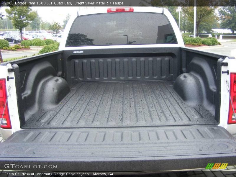 Bright Silver Metallic / Taupe 2005 Dodge Ram 1500 SLT Quad Cab