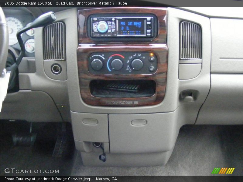 Bright Silver Metallic / Taupe 2005 Dodge Ram 1500 SLT Quad Cab