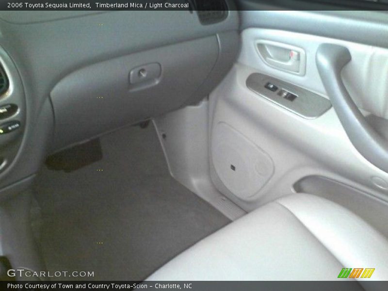 Timberland Mica / Light Charcoal 2006 Toyota Sequoia Limited
