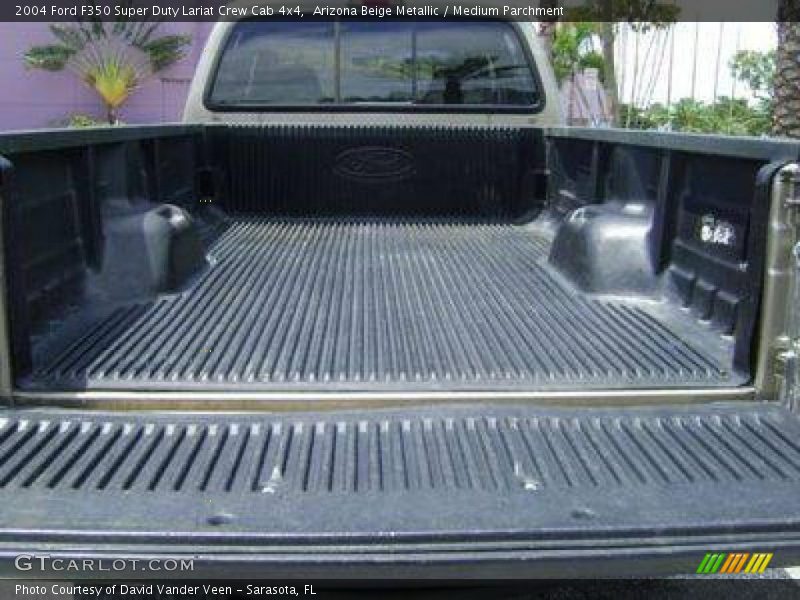 Arizona Beige Metallic / Medium Parchment 2004 Ford F350 Super Duty Lariat Crew Cab 4x4
