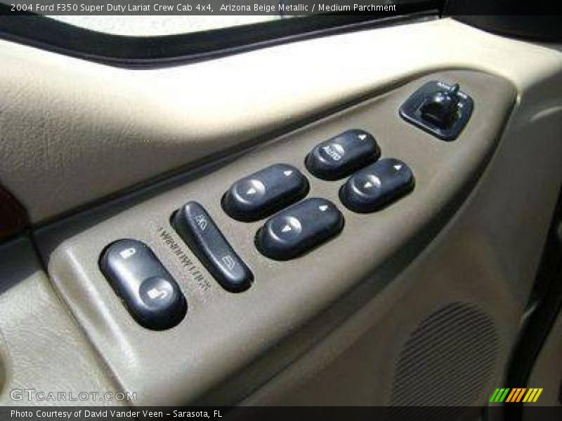 Arizona Beige Metallic / Medium Parchment 2004 Ford F350 Super Duty Lariat Crew Cab 4x4