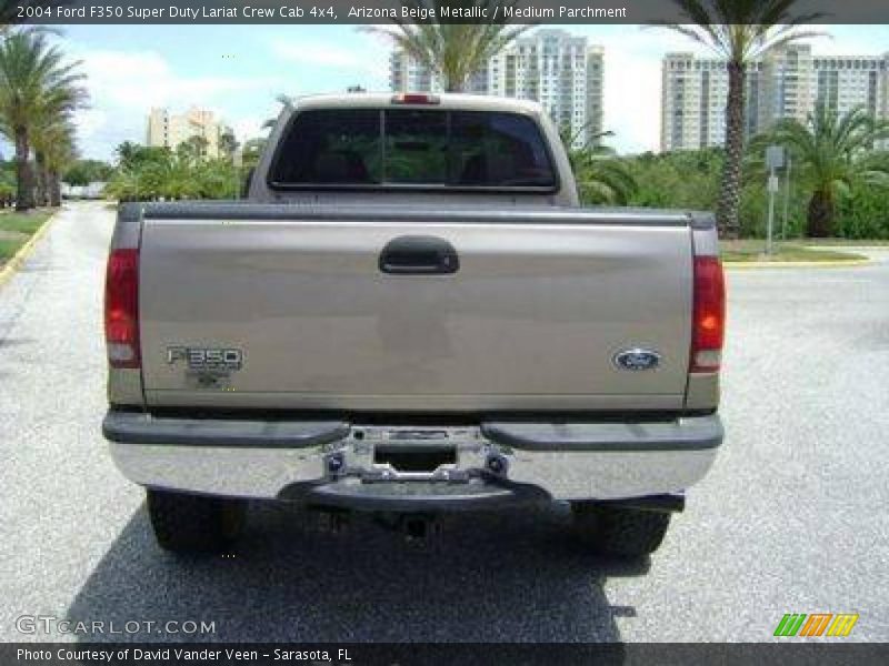 Arizona Beige Metallic / Medium Parchment 2004 Ford F350 Super Duty Lariat Crew Cab 4x4
