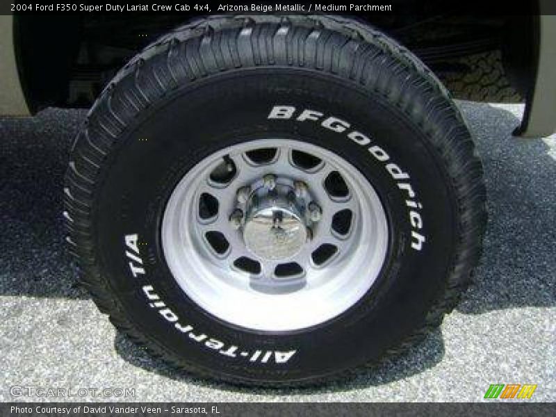 Arizona Beige Metallic / Medium Parchment 2004 Ford F350 Super Duty Lariat Crew Cab 4x4