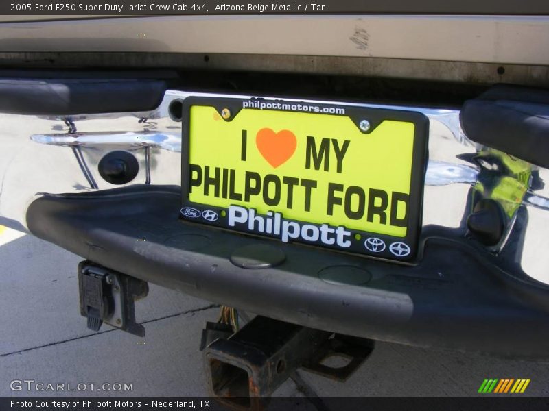 Arizona Beige Metallic / Tan 2005 Ford F250 Super Duty Lariat Crew Cab 4x4