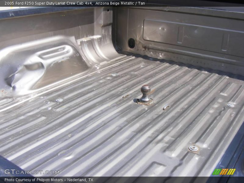 Arizona Beige Metallic / Tan 2005 Ford F250 Super Duty Lariat Crew Cab 4x4