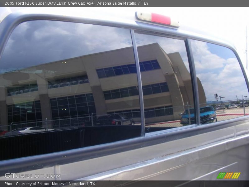 Arizona Beige Metallic / Tan 2005 Ford F250 Super Duty Lariat Crew Cab 4x4