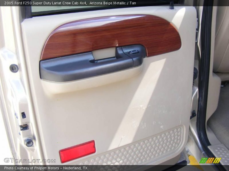 Arizona Beige Metallic / Tan 2005 Ford F250 Super Duty Lariat Crew Cab 4x4