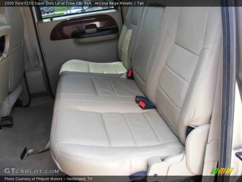 Arizona Beige Metallic / Tan 2005 Ford F250 Super Duty Lariat Crew Cab 4x4