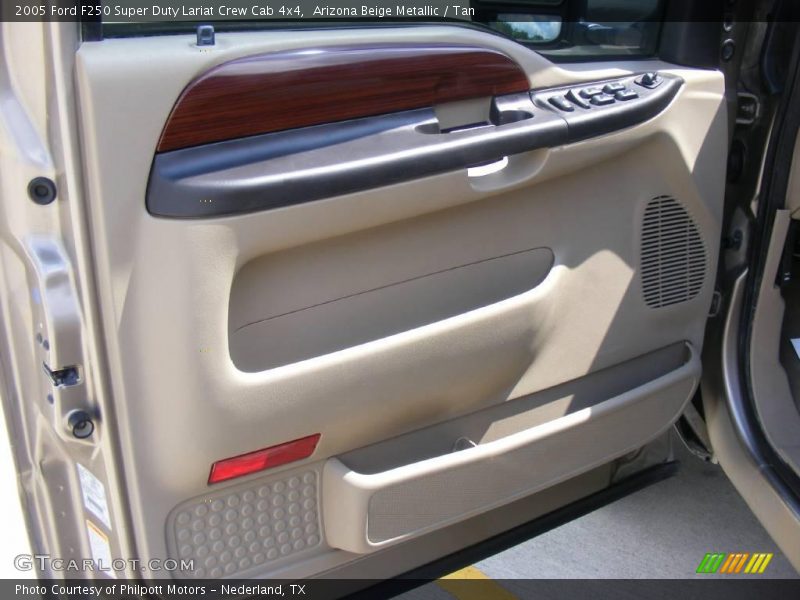 Arizona Beige Metallic / Tan 2005 Ford F250 Super Duty Lariat Crew Cab 4x4