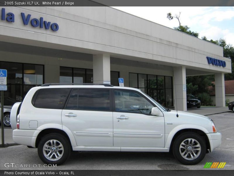White Pearl / Beige 2005 Suzuki XL7 LX