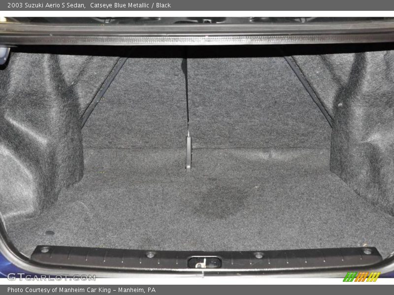 Catseye Blue Metallic / Black 2003 Suzuki Aerio S Sedan