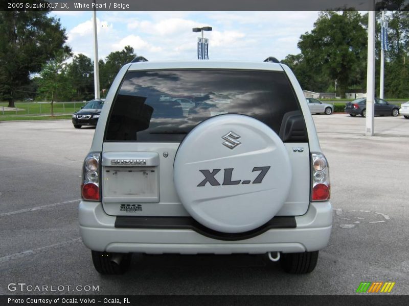 White Pearl / Beige 2005 Suzuki XL7 LX