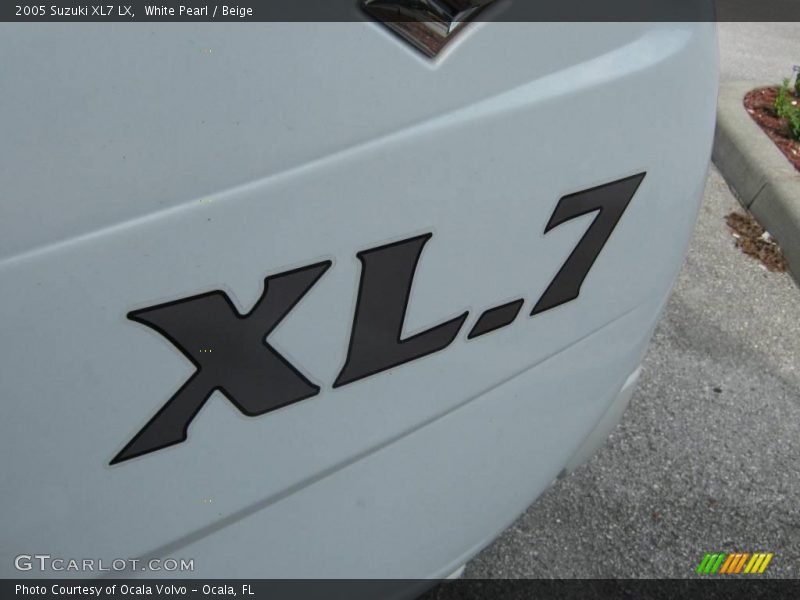 White Pearl / Beige 2005 Suzuki XL7 LX