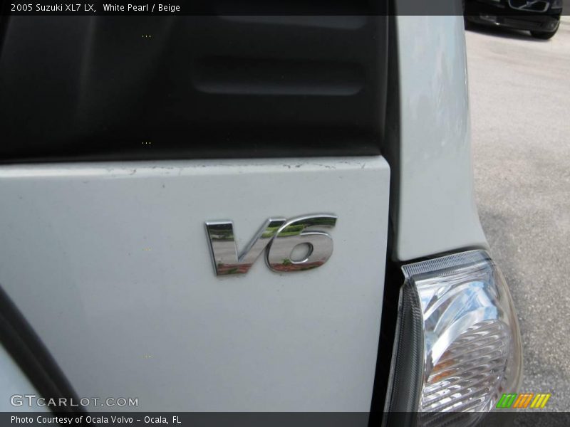 White Pearl / Beige 2005 Suzuki XL7 LX
