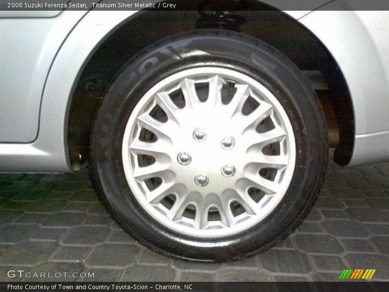 Titanuim Silver Metallic / Grey 2006 Suzuki Forenza Sedan