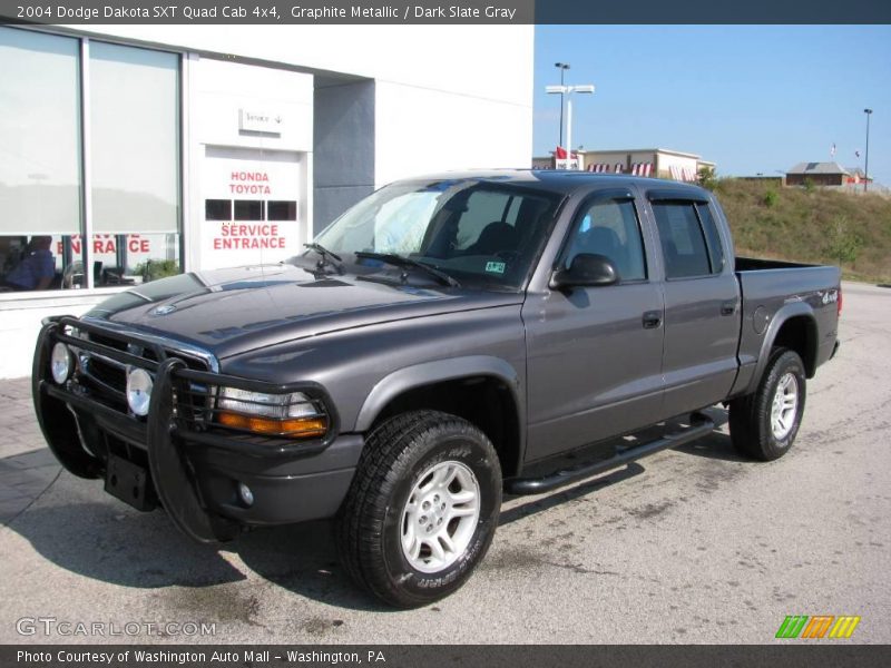 Graphite Metallic / Dark Slate Gray 2004 Dodge Dakota SXT Quad Cab 4x4
