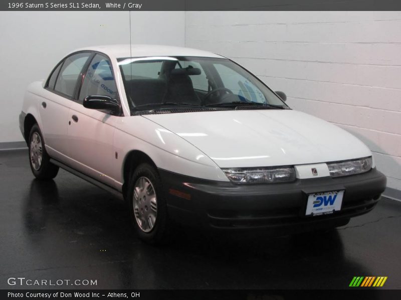 White / Gray 1996 Saturn S Series SL1 Sedan