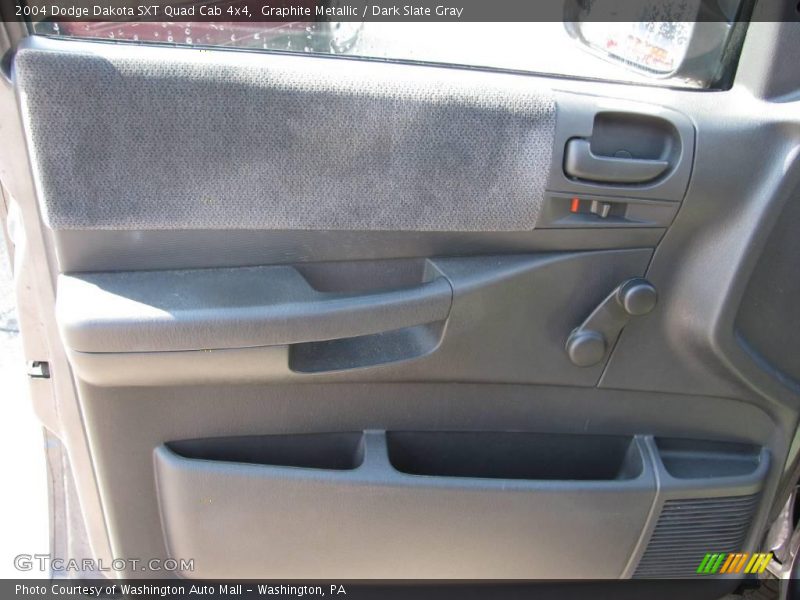 Graphite Metallic / Dark Slate Gray 2004 Dodge Dakota SXT Quad Cab 4x4