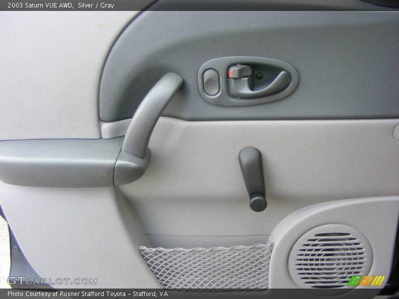 Silver / Gray 2003 Saturn VUE AWD